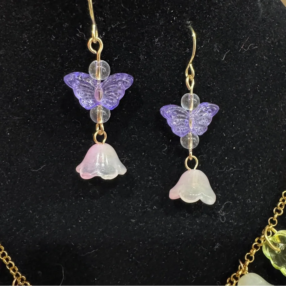 Handmade Fairy Necklace & Earrings - Picture 4 of 6